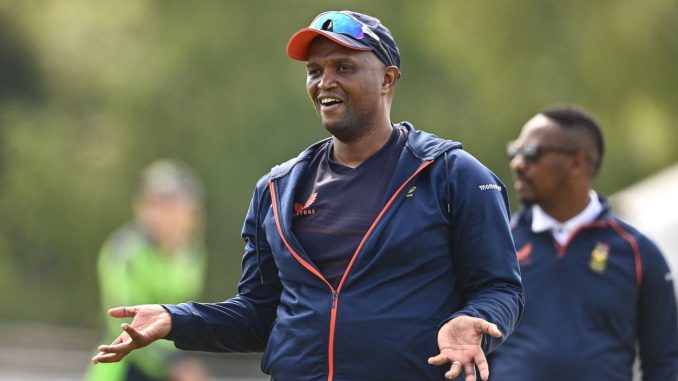 Hilton Moreeng claims SA women’s dressing room is not divided