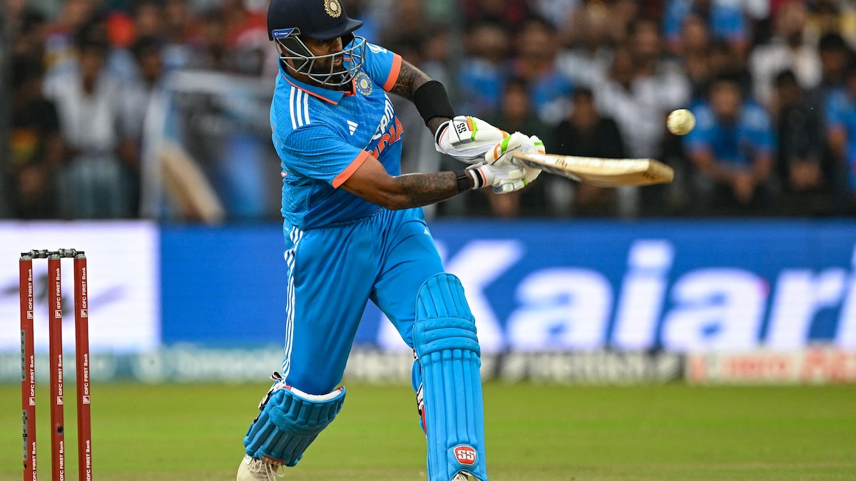 India vs Australia: 6,6,6,6! Suryakumar Yadav’s Explosive Batting Against Cameron Green Goes Viral. Watch