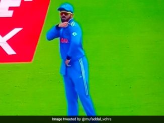Cricket World Cup 2023: Virat Kohli Wears Wrong Jersey During India vs Pakistan Clash, Changes It Mid-Match